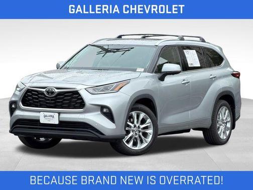 Celestial Silver Metallic 2023 Toyota Highlander Limited