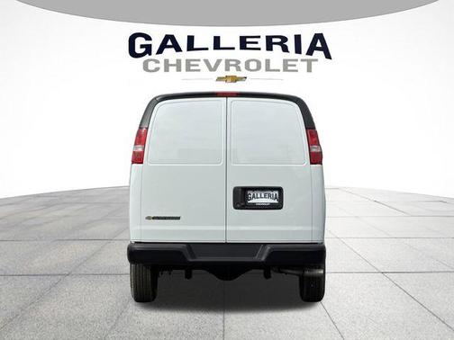 2026 Chevrolet Express 2500 Work Van