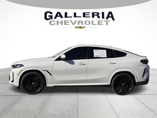 2025 BMW X6 xDrive40i