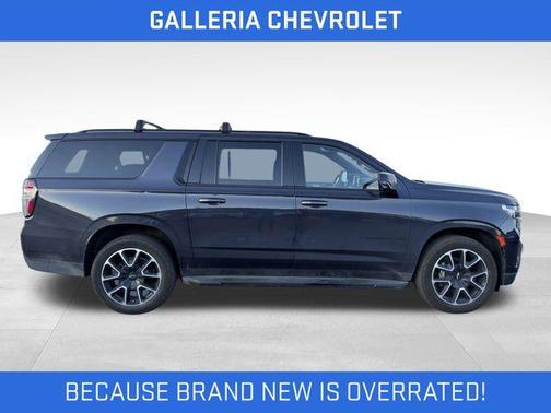 Dark Ash Metallic 2022 Chevrolet Suburban RST