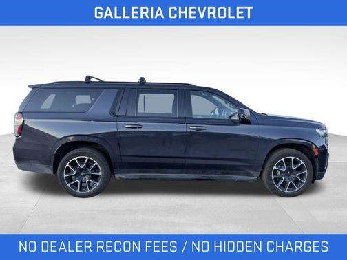 Dark Ash Metallic 2022 Chevrolet Suburban RST
