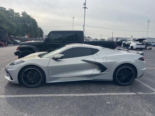 2024 Chevrolet Corvette Stingray w/2LT