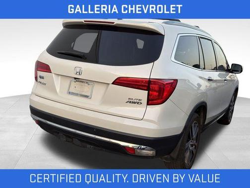 White Diamond Pearl 2017 Honda Pilot Elite