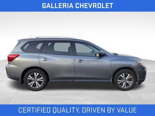 Gun Metallic 2017 Nissan Pathfinder S
