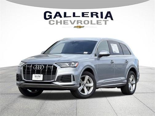 2022 Audi Q7 45 Premium Plus