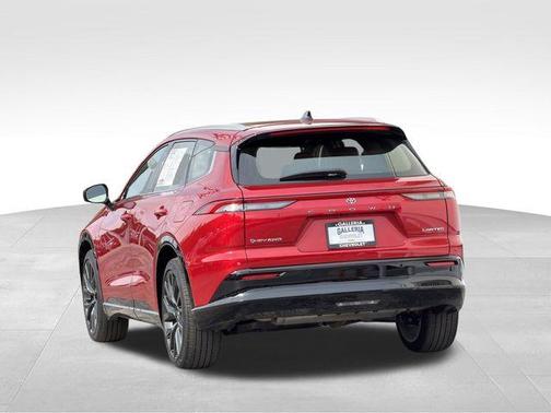 Red 2025 Toyota Crown Signia LIMITED