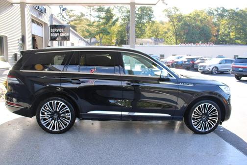2022 Lincoln Aviator Black Label AWD