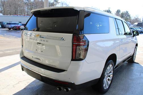 2023 Chevrolet Suburban Premier