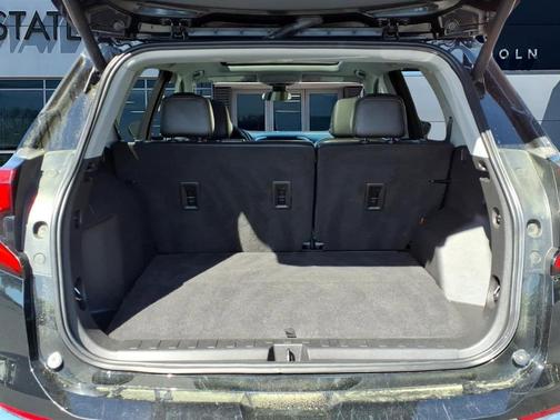 Ebony Twilight Metallic 2021 GMC Terrain SLT