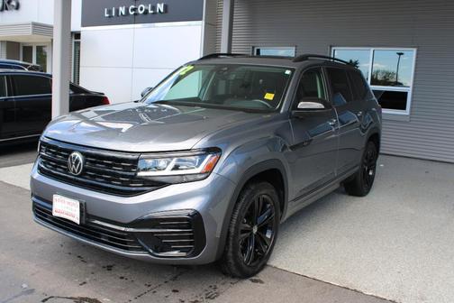 Platinum Gray Metallic 2022 Volkswagen Atlas 3.6 V6 SEL R-Line Black