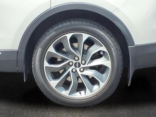Ceramic Pearl 2022 Lincoln Nautilus Reserve