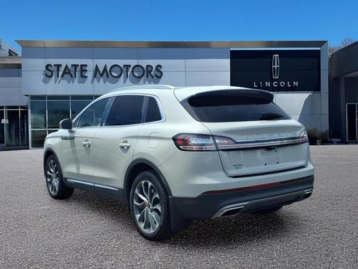 Ceramic Pearl 2022 Lincoln Nautilus Reserve
