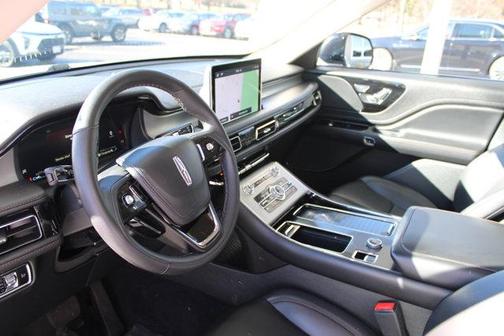 2023 Lincoln Aviator Standard AWD