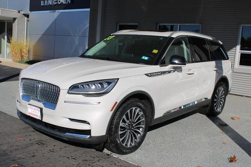 2023 Lincoln Aviator Standard AWD