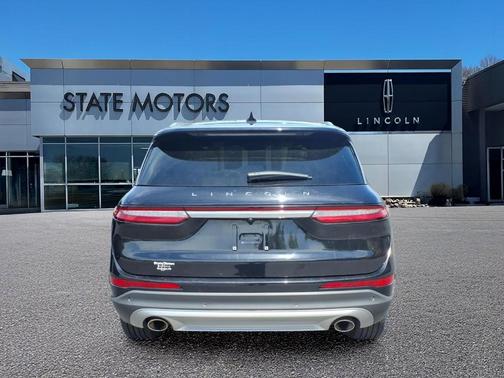 Black Metallic 2022 Lincoln Corsair Reserve
