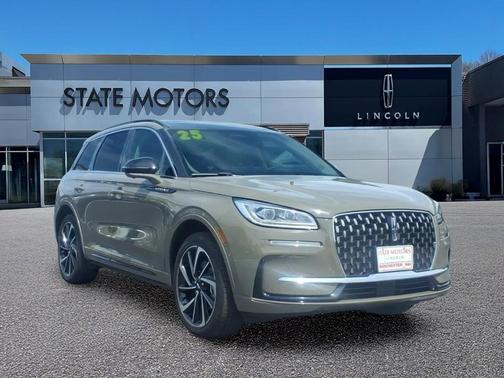 Green 2025 Lincoln Corsair Grand Touring