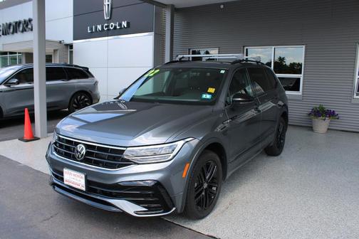 2022 Volkswagen Tiguan 2.0T SE R-Line Black