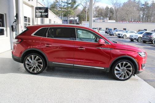 2019 Lincoln Nautilus Reserve