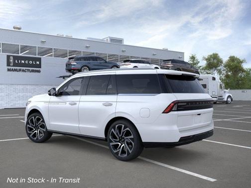 2026 Lincoln Navigator Reserve