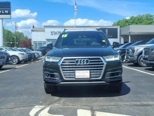 Orca Black Metallic 2018 Audi Q7 3.0T Premium Plus