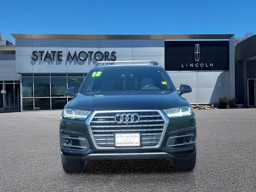 Orca Black Metallic 2018 Audi Q7 3.0T Premium Plus