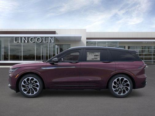 2025 Lincoln Nautilus Reserve