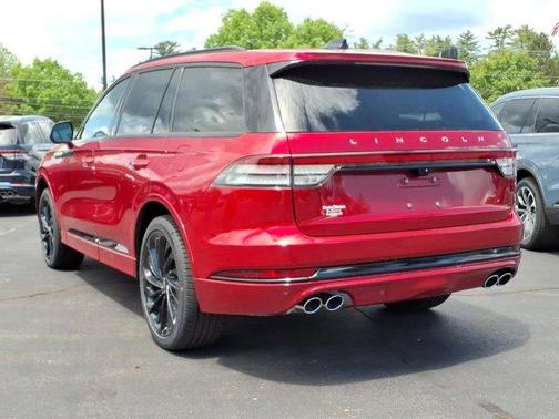 Red Carpet 2026 Lincoln Aviator Reserve AWD