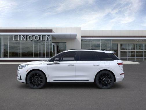 2025 Lincoln Corsair Premiere