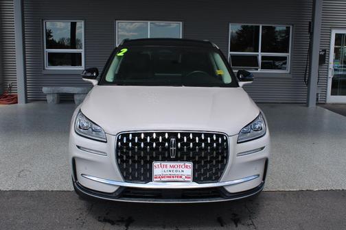 Ceramic White 2023 Lincoln Corsair Reserve