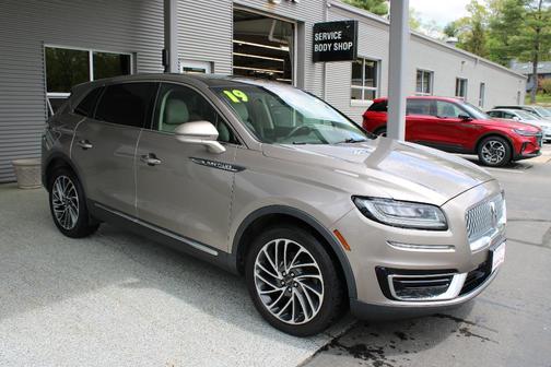 2019 Lincoln Nautilus Reserve