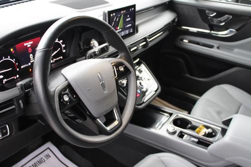 2023 Lincoln Nautilus Standard