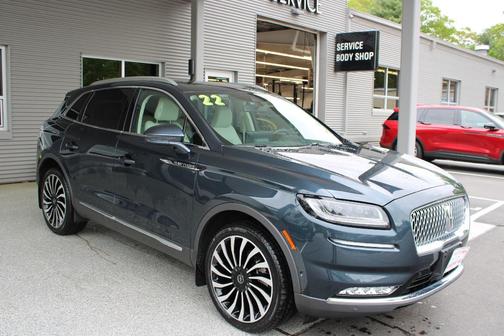 2022 Lincoln Nautilus Black Label