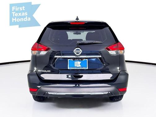 Magnetic Black 2018 Nissan Rogue S