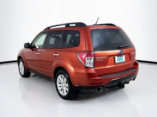 Paprika Red Pearl 2011 Subaru Forester 2.5 X Limited