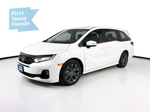 Platinum White Pearl 2026 Honda Odyssey Touring