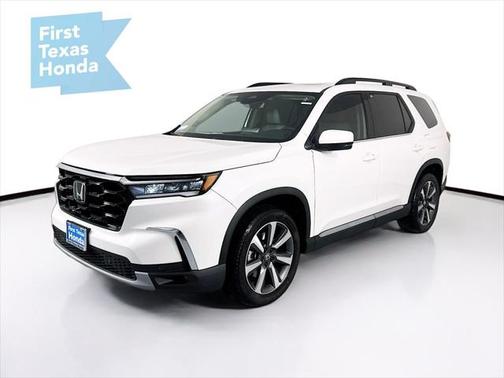 2025 Honda Pilot Touring 8-Passenger
