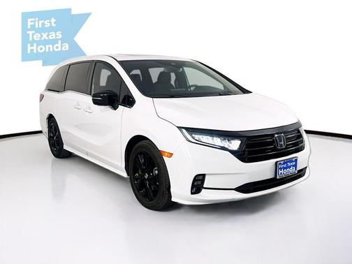 2024 Honda Odyssey Sport