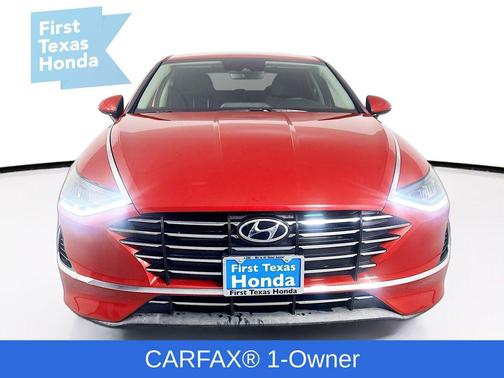 2022 Hyundai SONATA SE