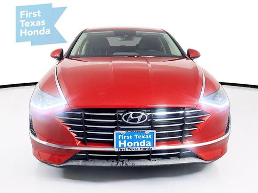 2022 Hyundai SONATA SE