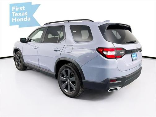2025 Honda Pilot Sport