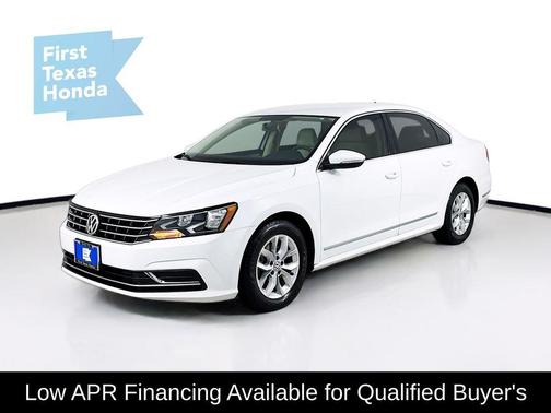 Pure White 2017 Volkswagen Passat 1.8T S