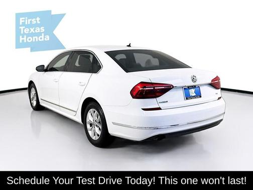 Pure White 2017 Volkswagen Passat 1.8T S