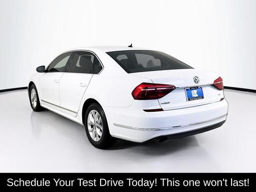 Pure White 2017 Volkswagen Passat 1.8T S