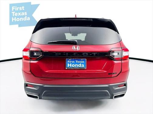2025 Honda Pilot Sport