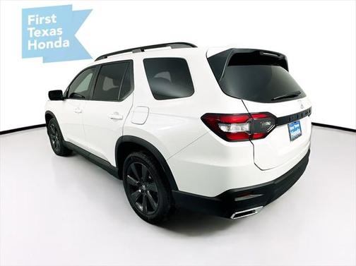 2025 Honda Pilot Sport