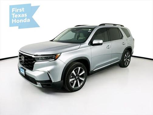 2025 Honda Pilot Touring 8-Passenger
