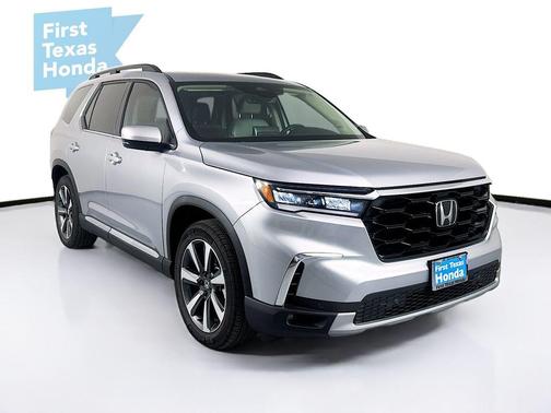 2025 Honda Pilot Touring 8-Passenger