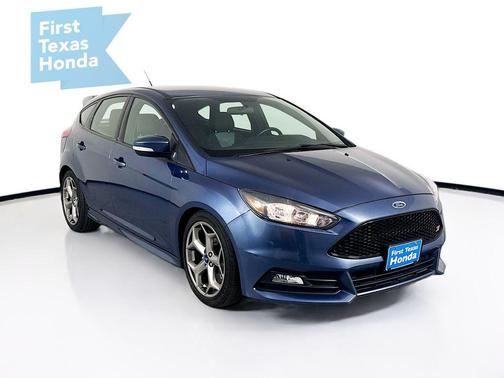 2018 Ford Focus ST 