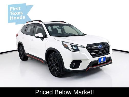 Crystal White Pearl 2024 Subaru Forester Sport