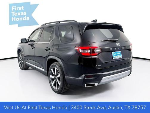 2025 Honda Pilot Touring 8-Passenger